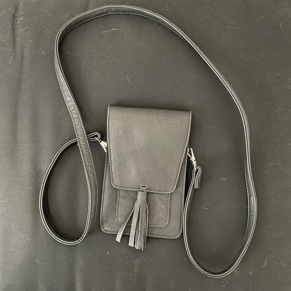 Harper Crossbody with Tassel Bag